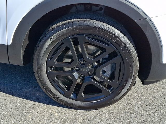 Used 2025 Kia Telluride EX X-Line image 8