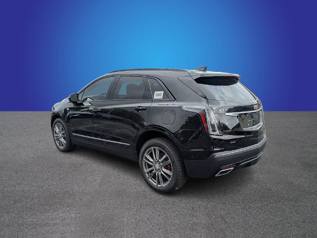 New 2026 Cadillac XT5 Sportv w/ LPO, Floor Liner Package AWD/4WD image 3