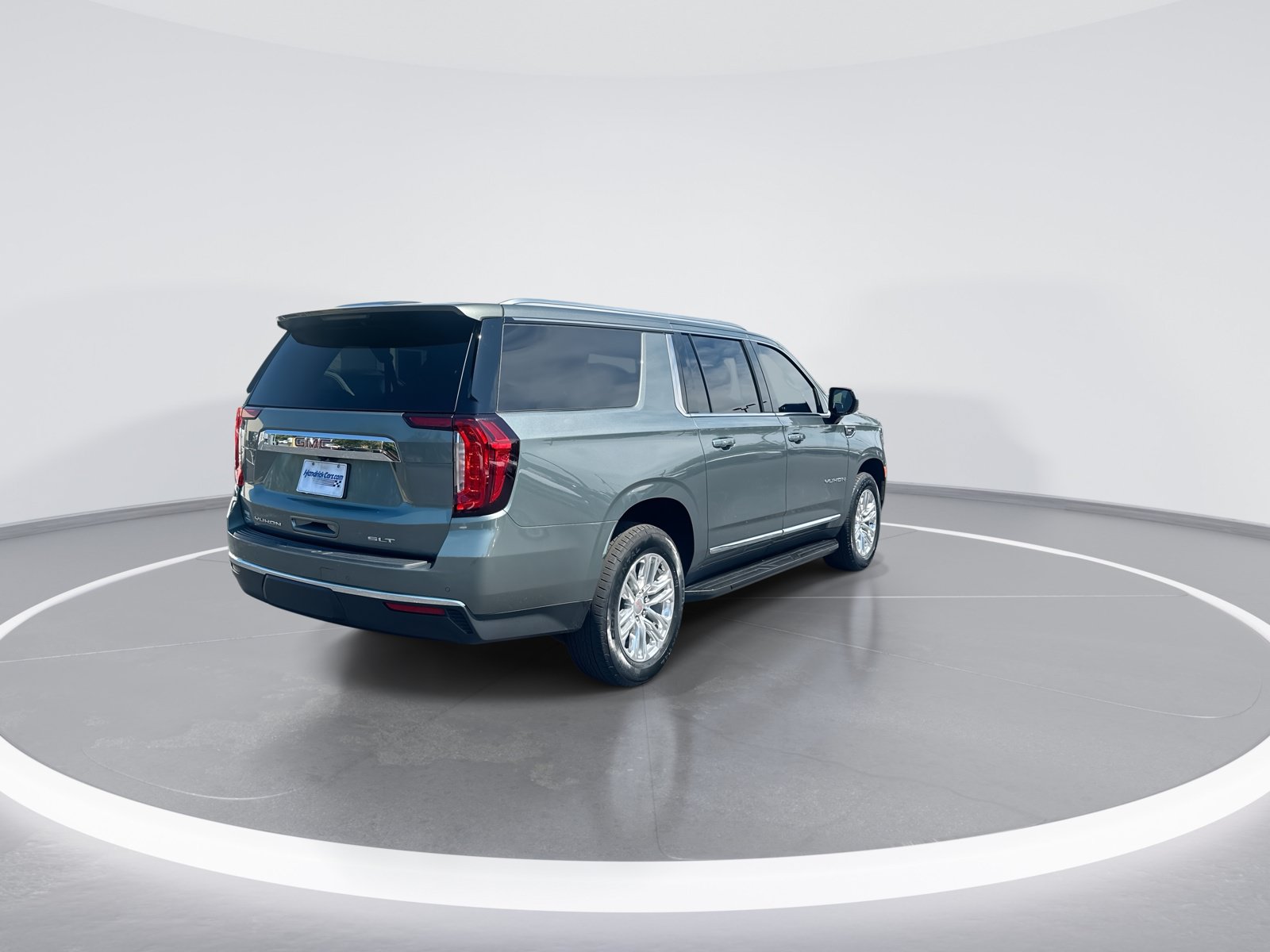 Used 2024 GMC Yukon XL SLT RWD image 9