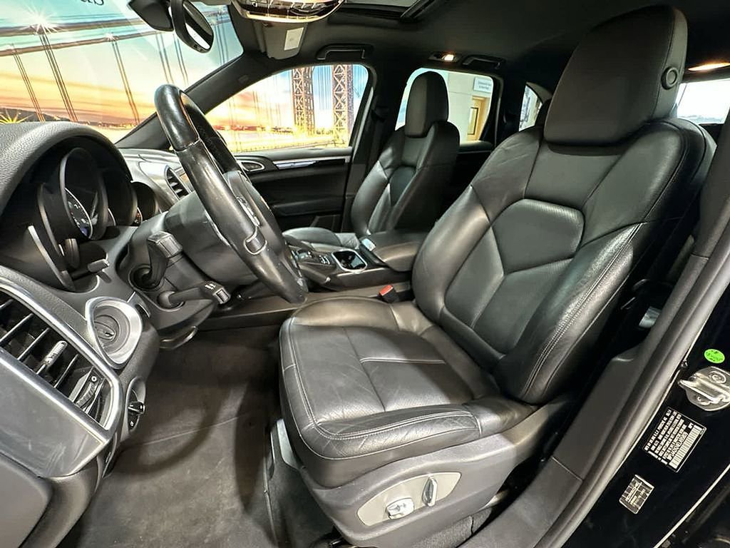 Used 2014 Porsche Cayenne AWD/4WD image 23
