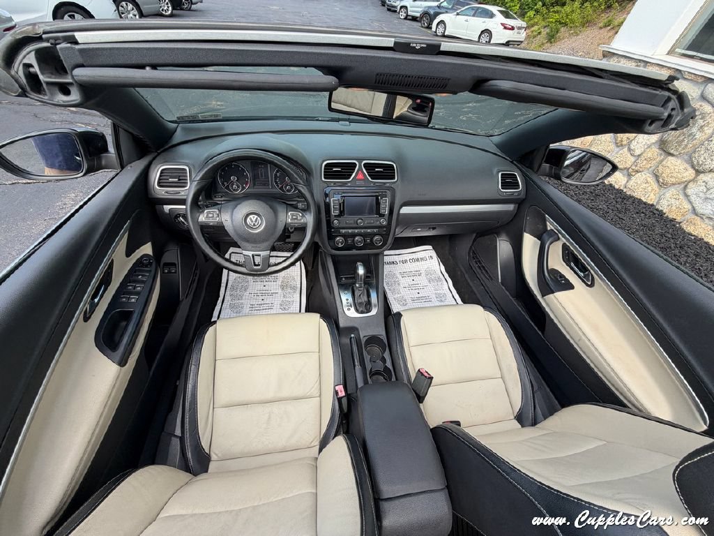 Used 2015 Volkswagen Eos Final Edition FWD image 27