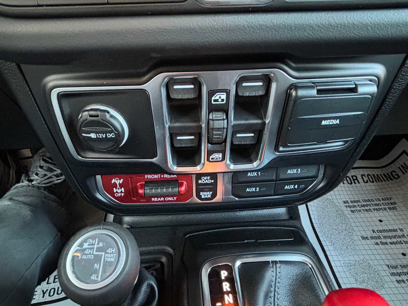 New 2026 Jeep Wrangler Unlimited Rubicon AWD/4WD image 23
