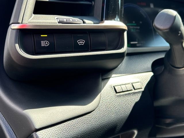 Used 2026 Toyota Crown XLE image 33