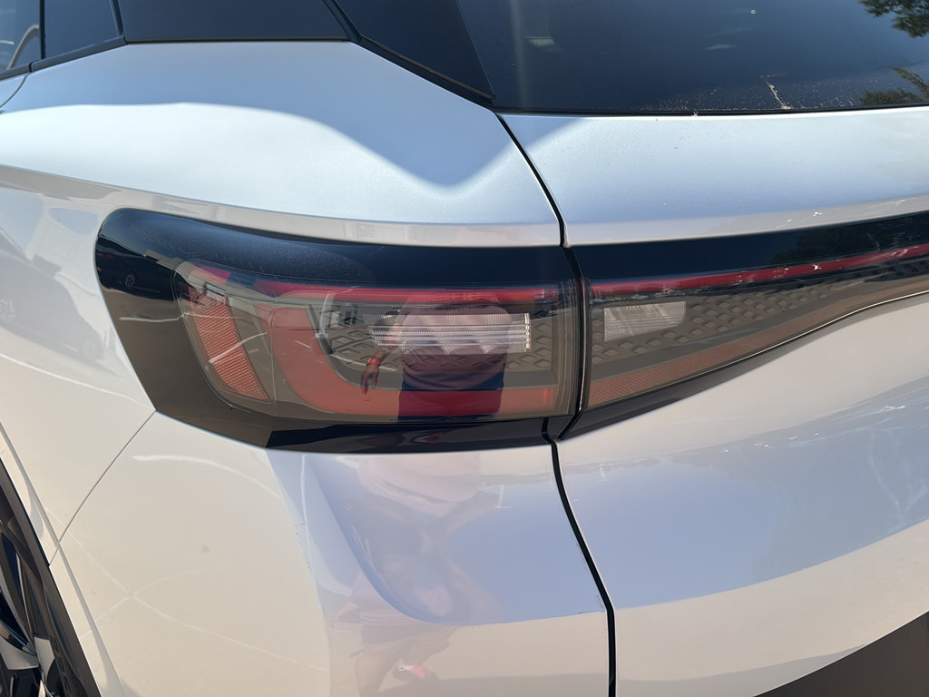 Used 2023 Volkswagen ID.4 S RWD image 26