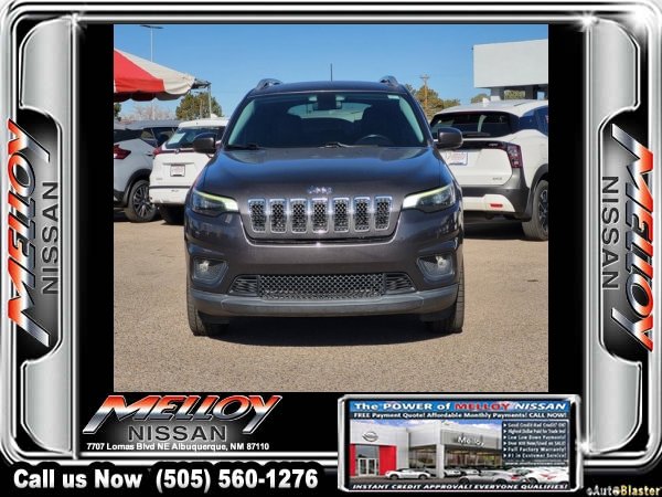 Used 2019 Jeep Cherokee Latitude Plus w/ Cold Weather Group image 3