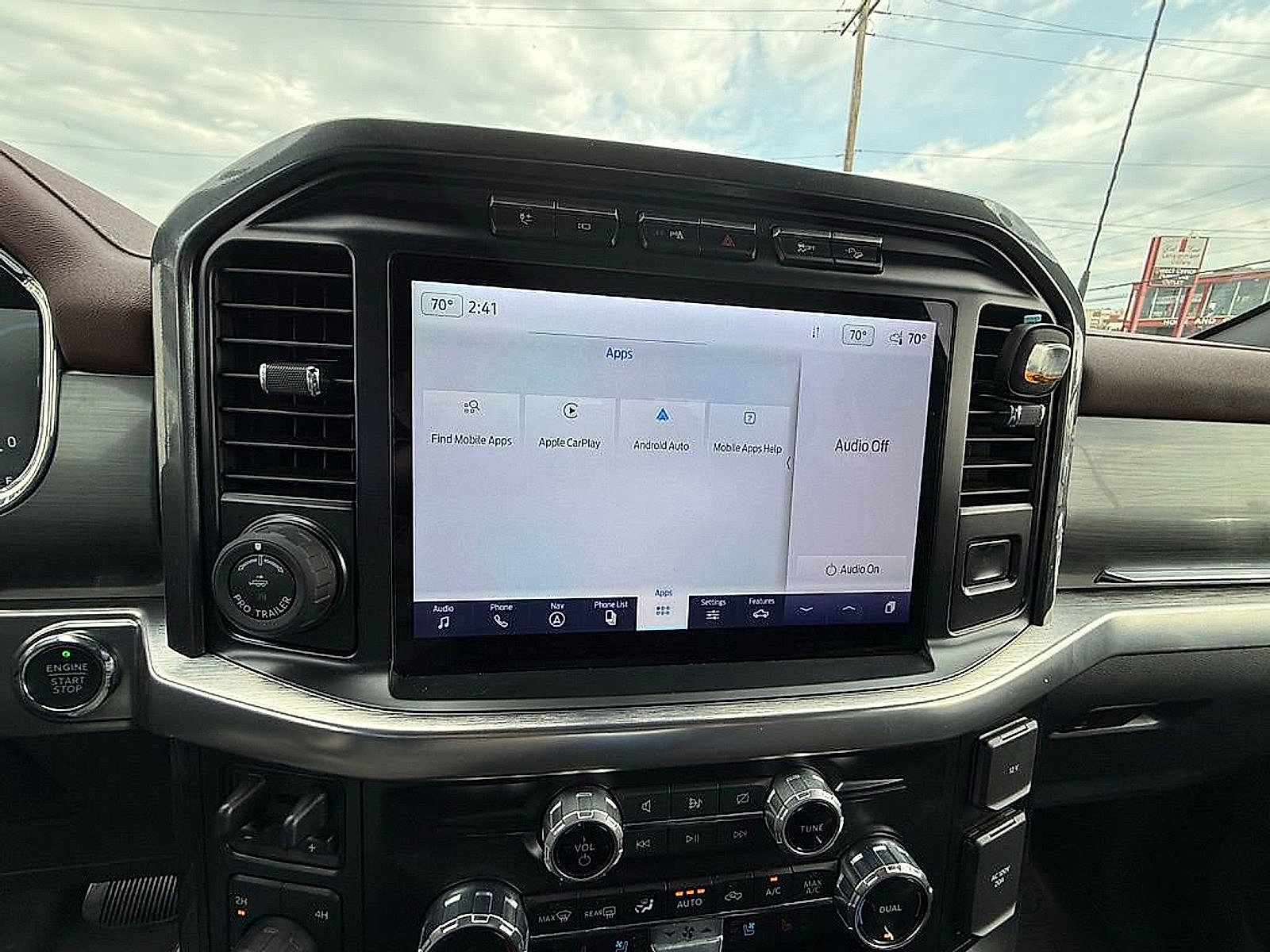 Used 2023 Ford F150 Lariat image 28