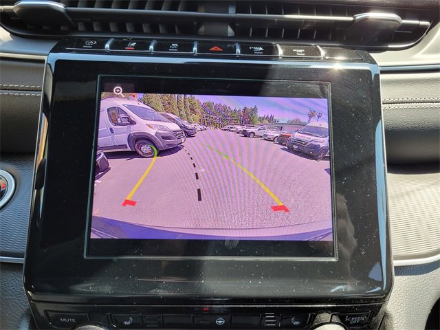 New 2025 Jeep Grand Cherokee L Altitude image 9