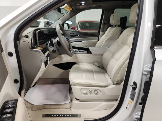 Used 2023 Cadillac Escalade Premium Luxury Platinum AWD/4WD image 11