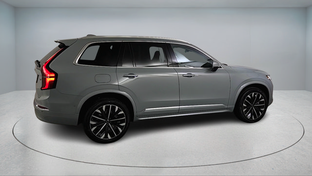 New 2026 Volvo XC90 B6 Ultra w/ Protection Package AWD/4WD image 8