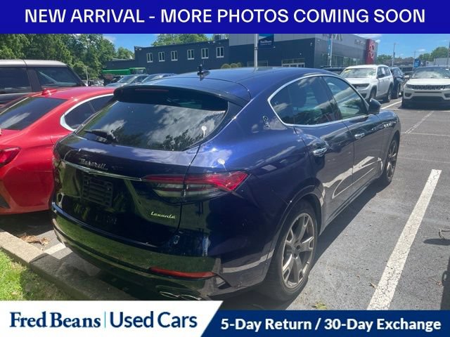 Used 2021 Maserati Levante S AWD/4WD image 7