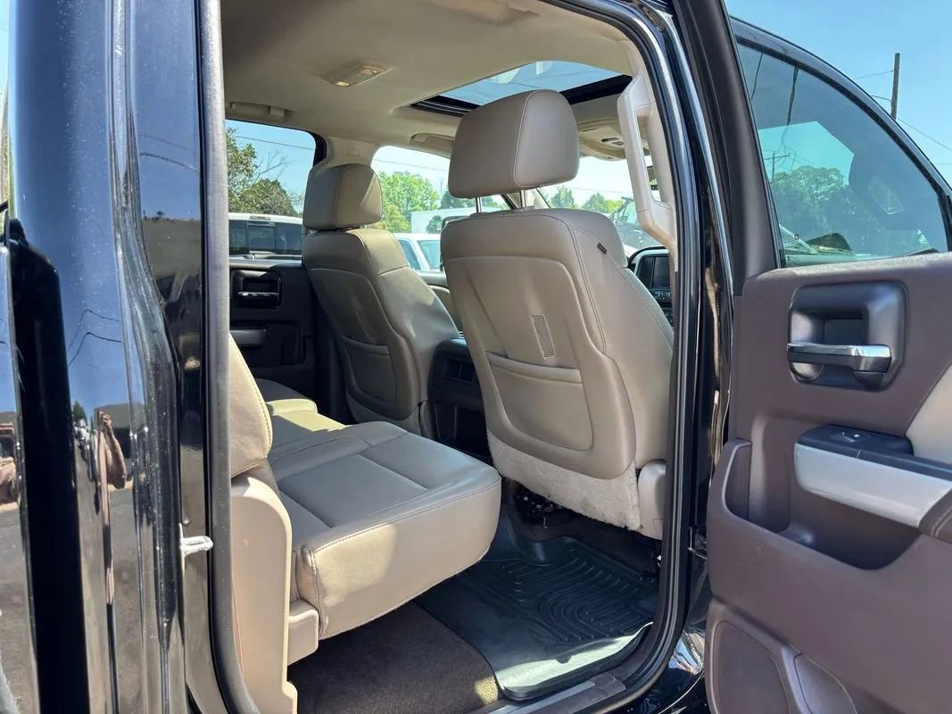 Used 2015 Chevrolet Silverado 2500 LTZ w/ Duramax Plus Package AWD/4WD image 29