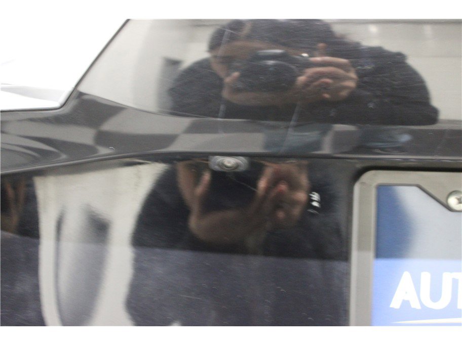 Used 2020 Mitsubishi Outlander ES image 18