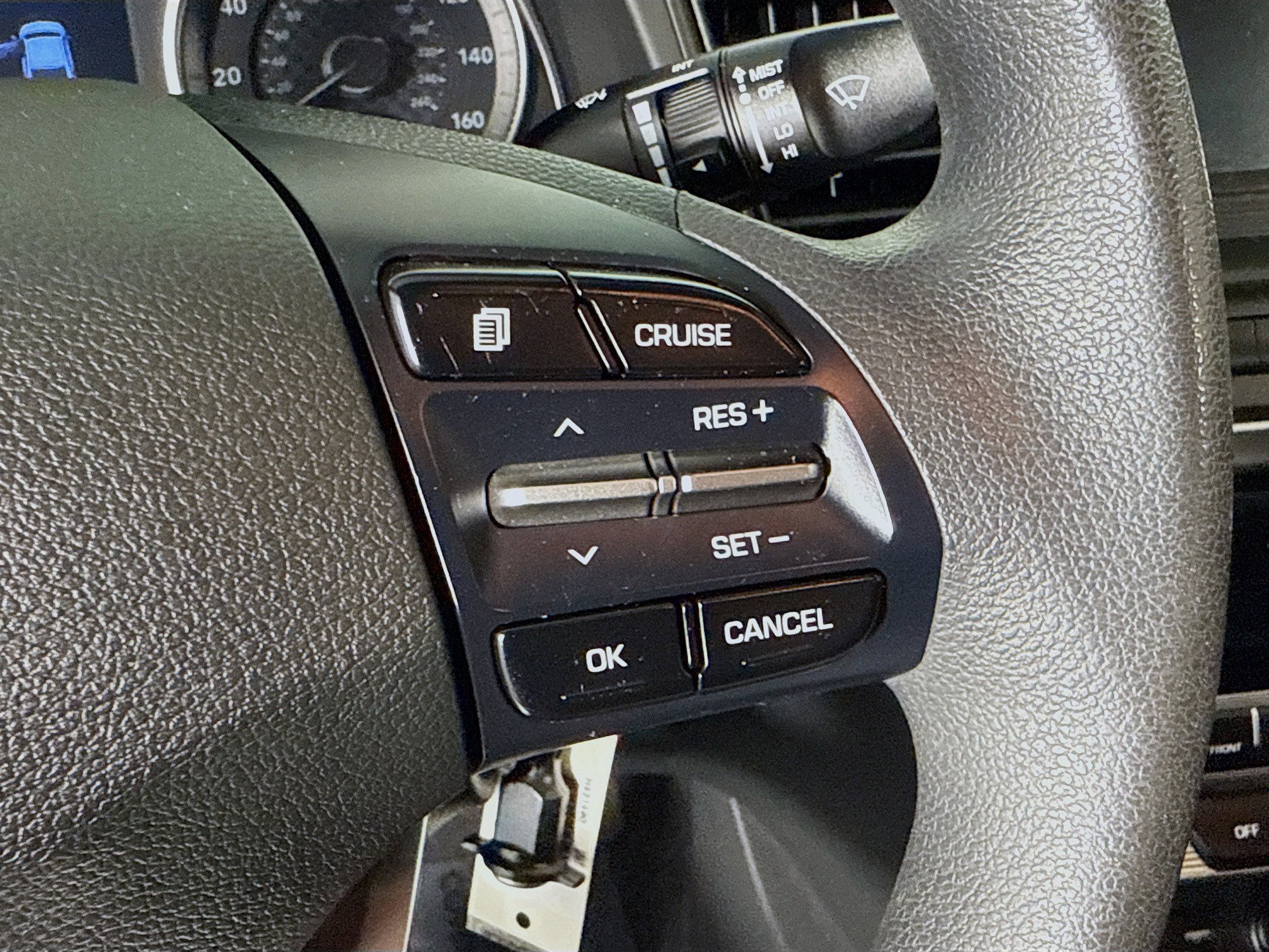 Used 2020 Hyundai Elantra SE w/ Cargo Package (C1) image 15