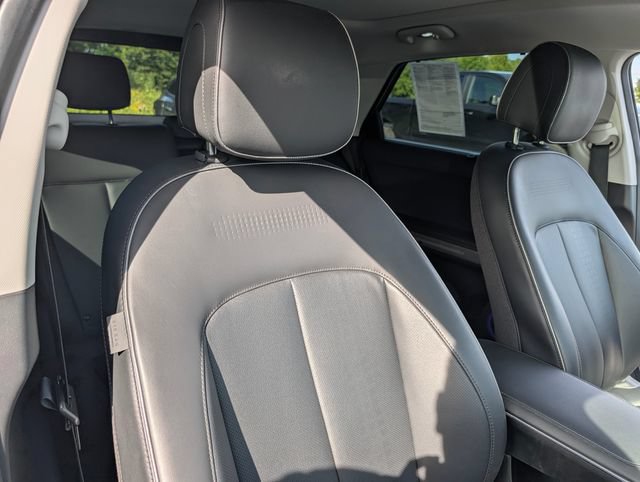 Used 2022 Hyundai Ioniq 5 Limited w/ Cargo Package AWD/4WD image 13