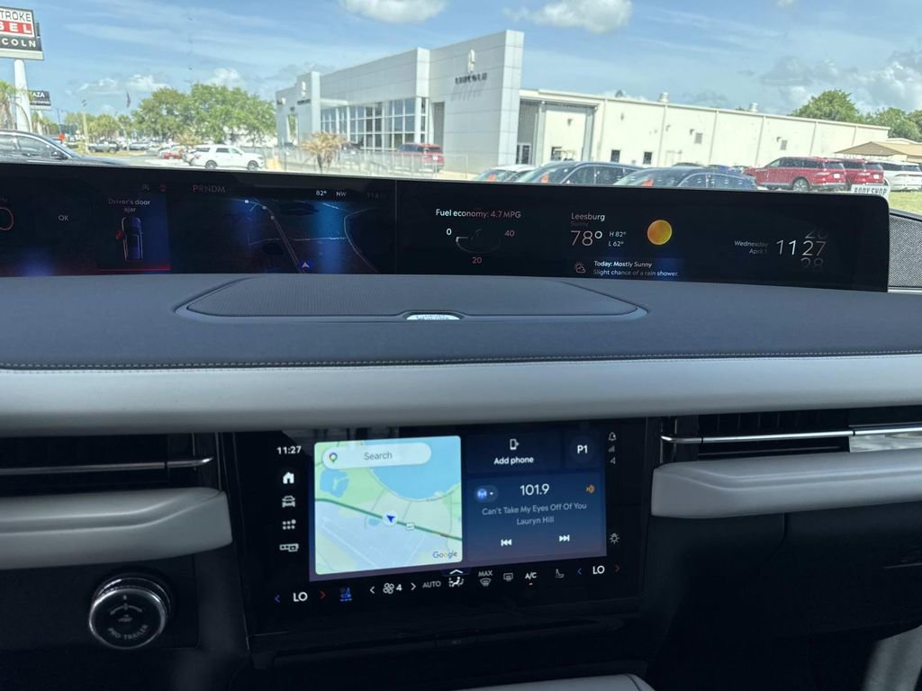 New 2026 Lincoln Navigator Reserve image 25