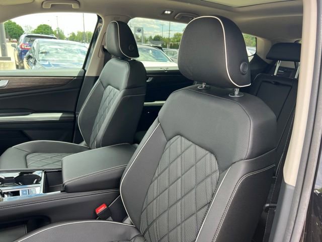 New 2026 Volkswagen Atlas SEL Premium R-Line AWD/4WD image 7