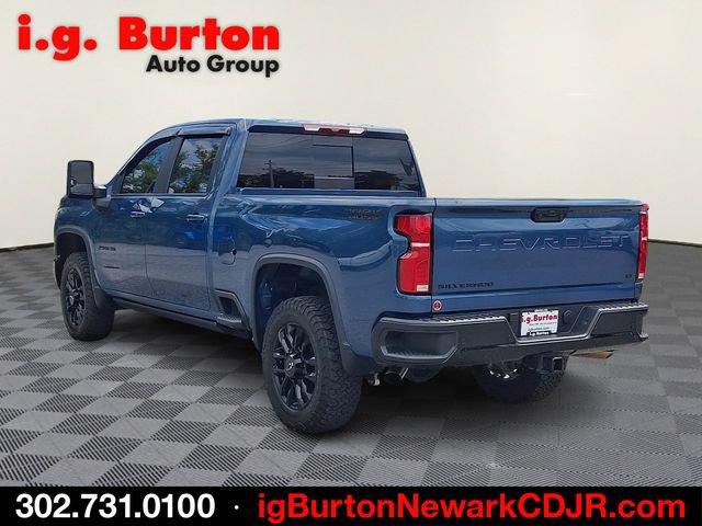 Used 2025 Chevrolet Silverado 2500 LT w/ Trail Boss Package AWD/4WD image 4