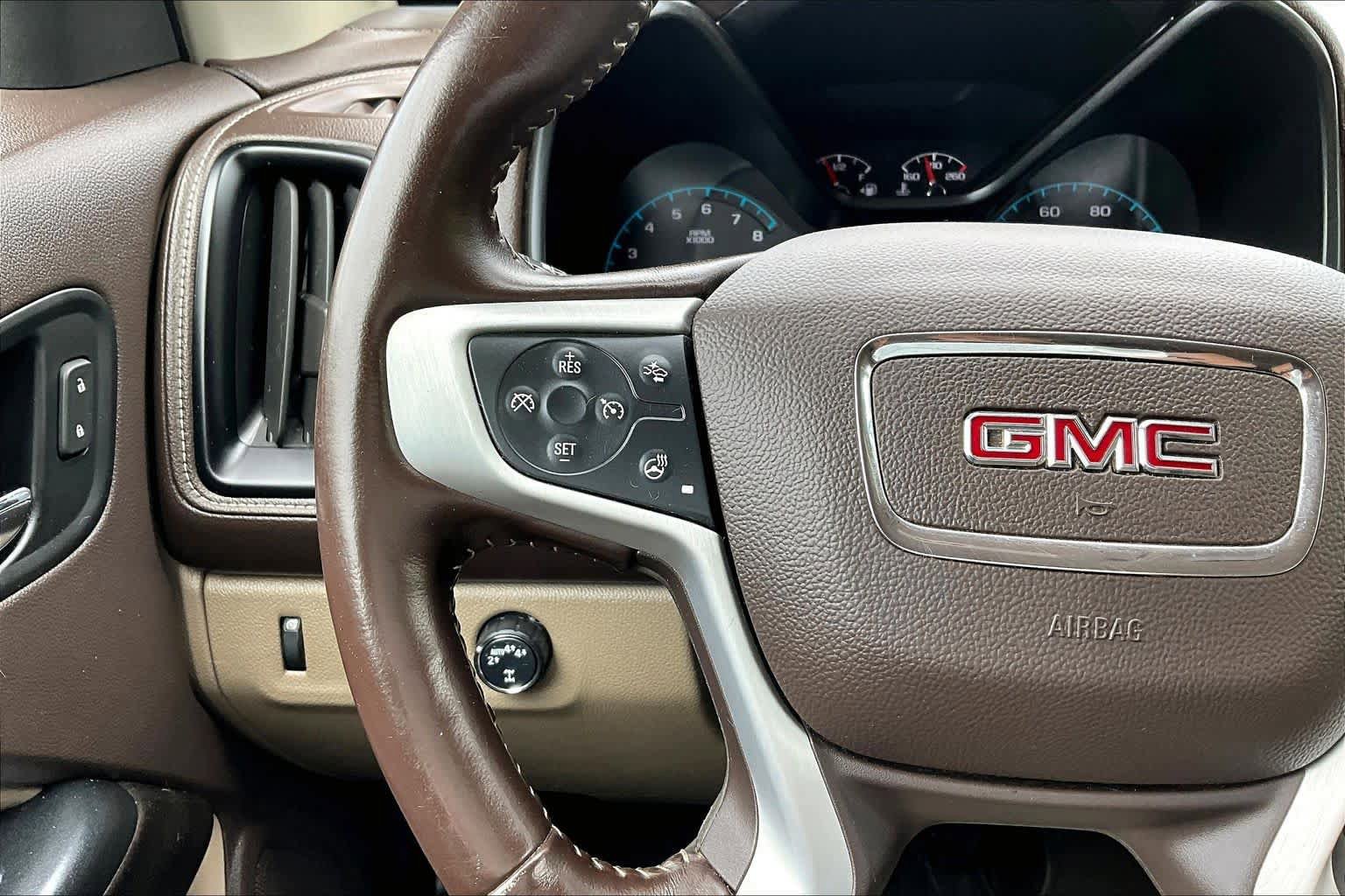 Used 2020 GMC Canyon SLT w/ Driver Alert Package AWD/4WD image 24