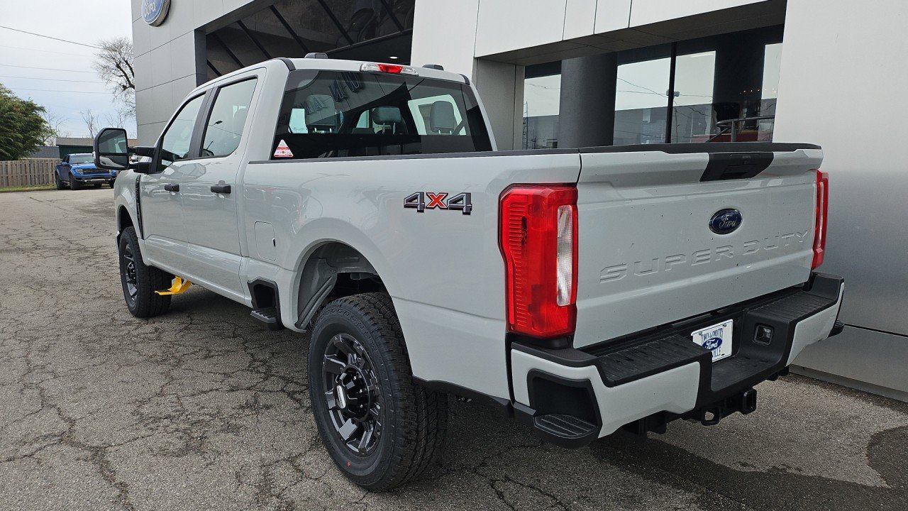 New 2026 Ford F250 XL w/ STX Appearance Package AWD/4WD image 3