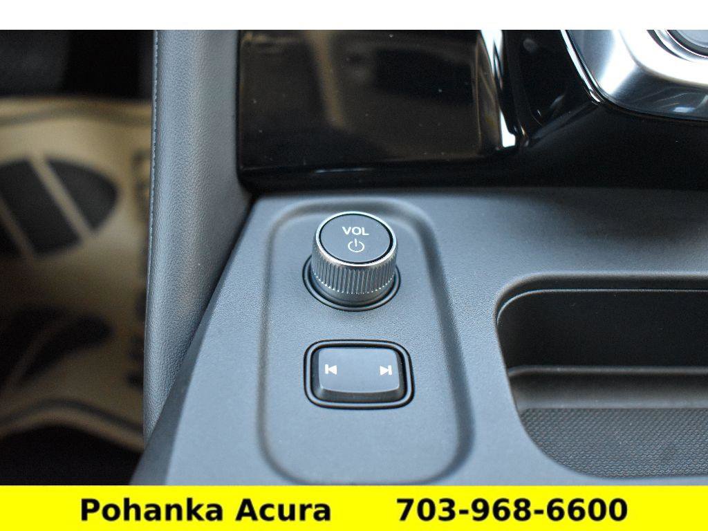 Certified 2025 Acura MDX FWD w/ Technology Package image 18