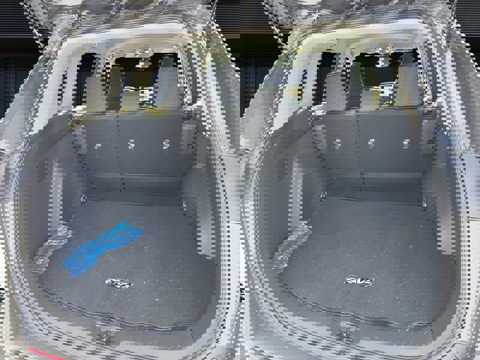 Certified 2025 Toyota RAV4 LE image 10