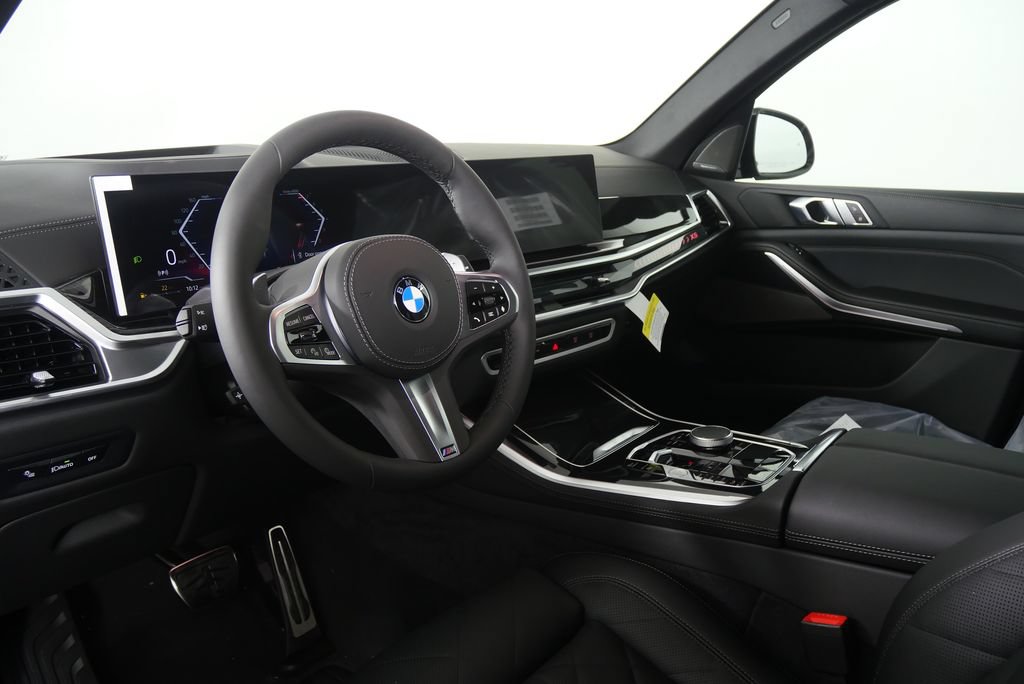 Used 2026 BMW X5 xDrive40i w/ M Sport Package AWD/4WD image 12