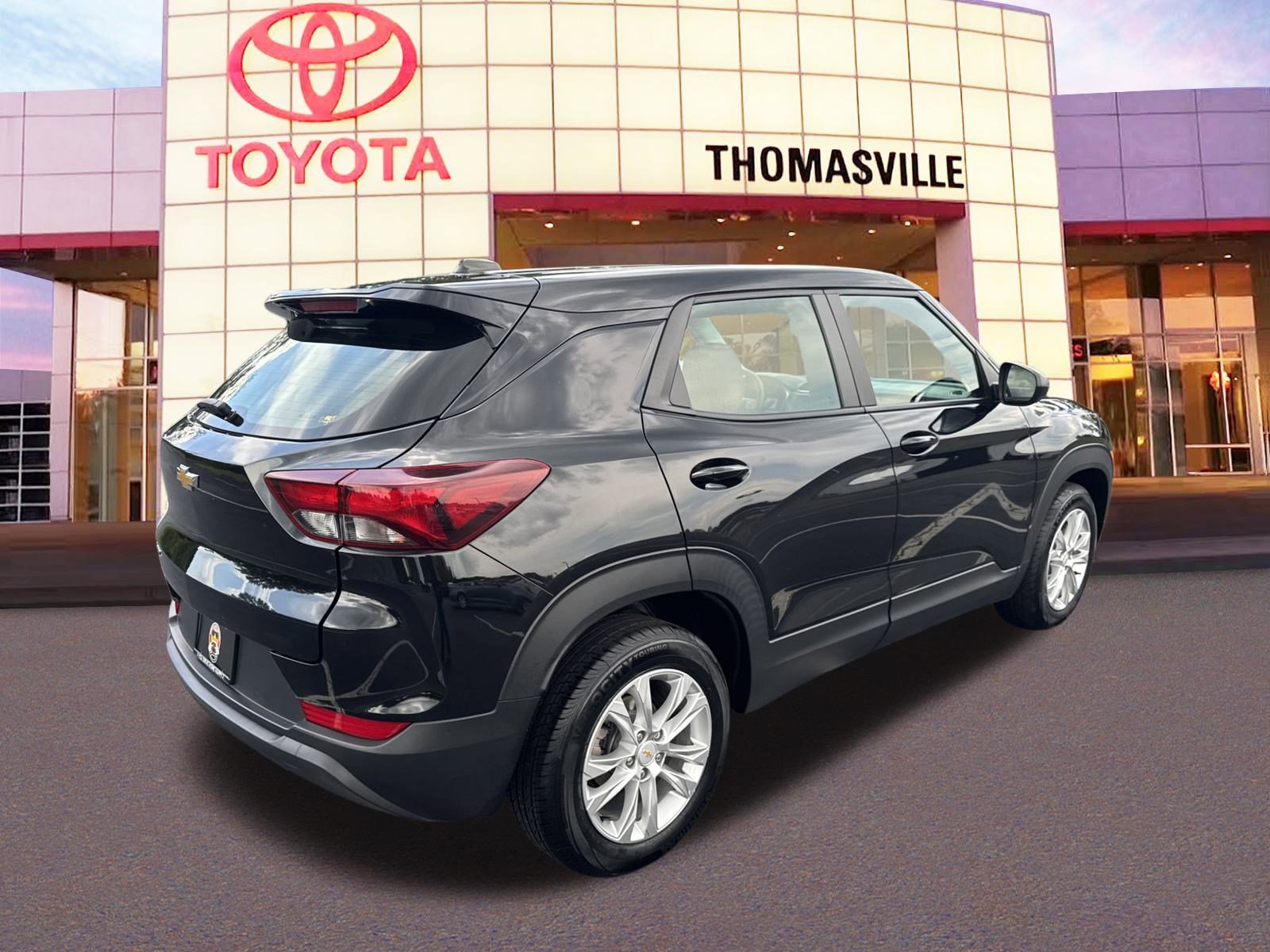 Used 2023 Chevrolet TrailBlazer LS image 5