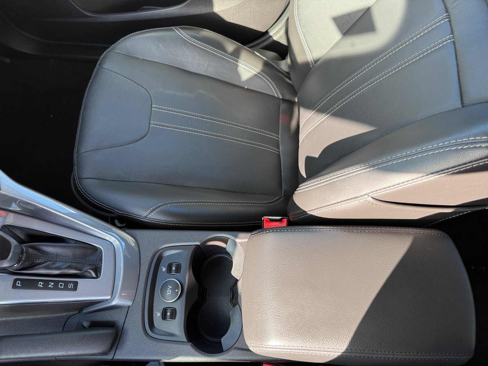 Used 2014 Ford Focus Titanium FWD image 14