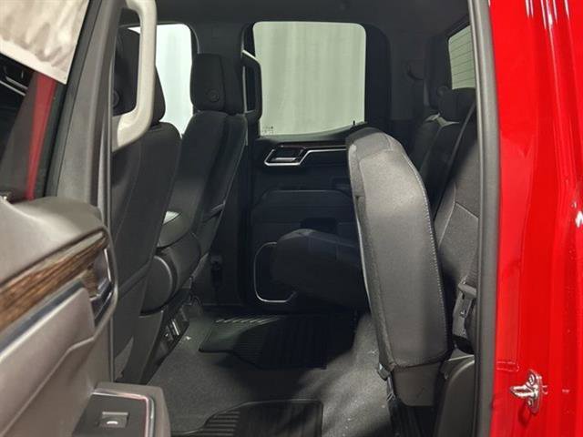 New 2025 GMC Sierra 1500 SLE w/ Preferred Package image 18
