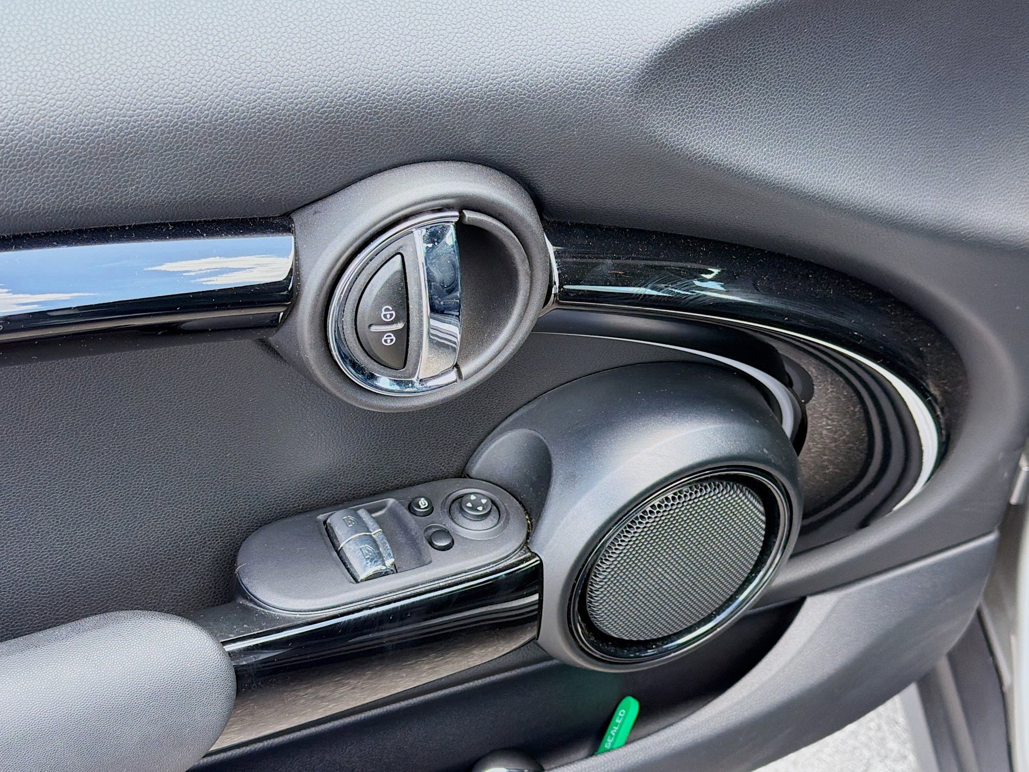 Used 2024 MINI Cooper S FWD image 21