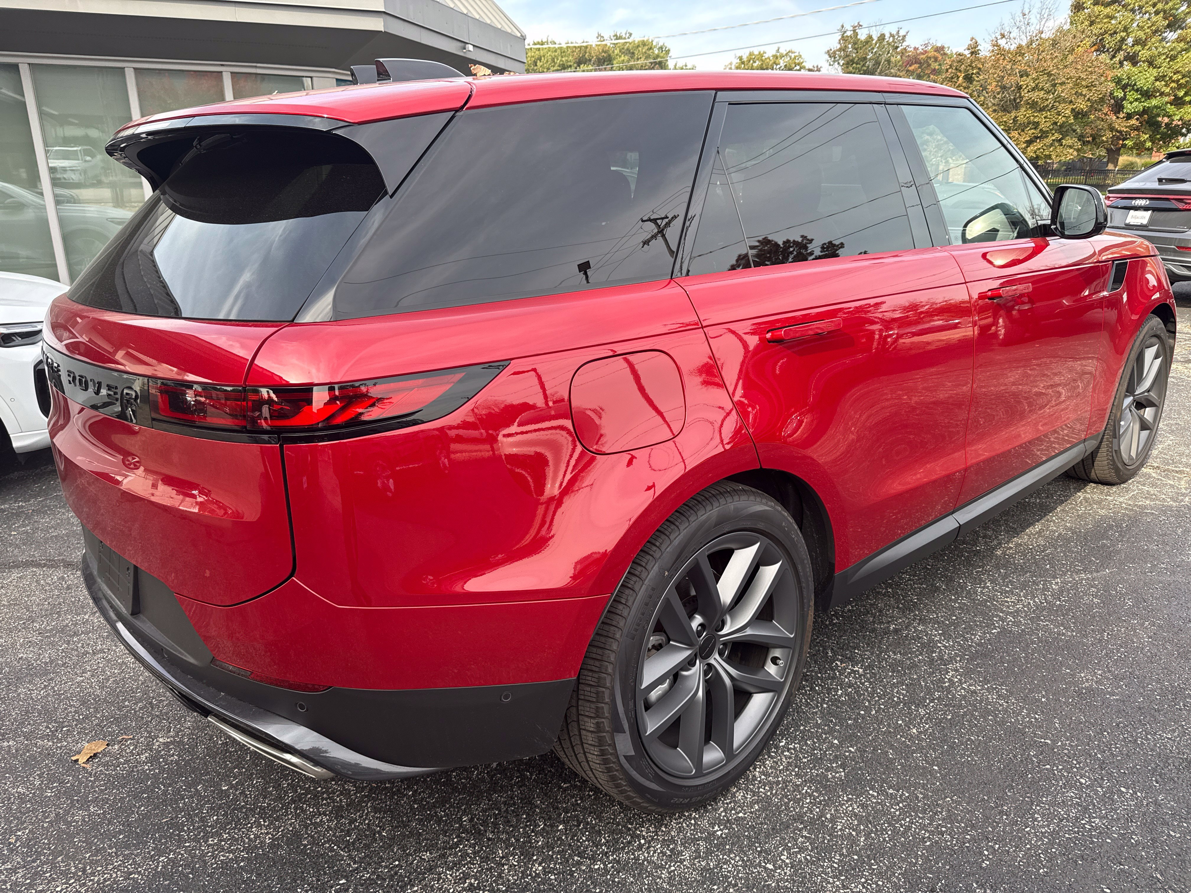 Certified 2026 Land Rover Range Rover Sport SE AWD/4WD image 5