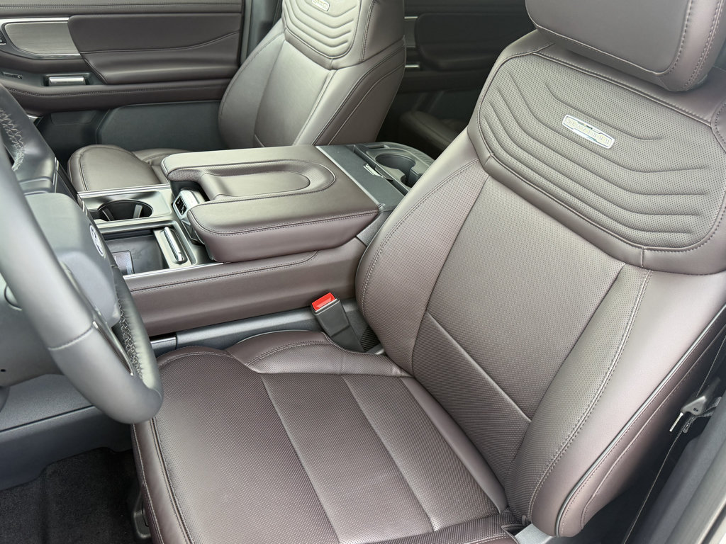 New 2027 Ford Expedition Max Platinum w/ Platinum Ultimate Package AWD/4WD image 22