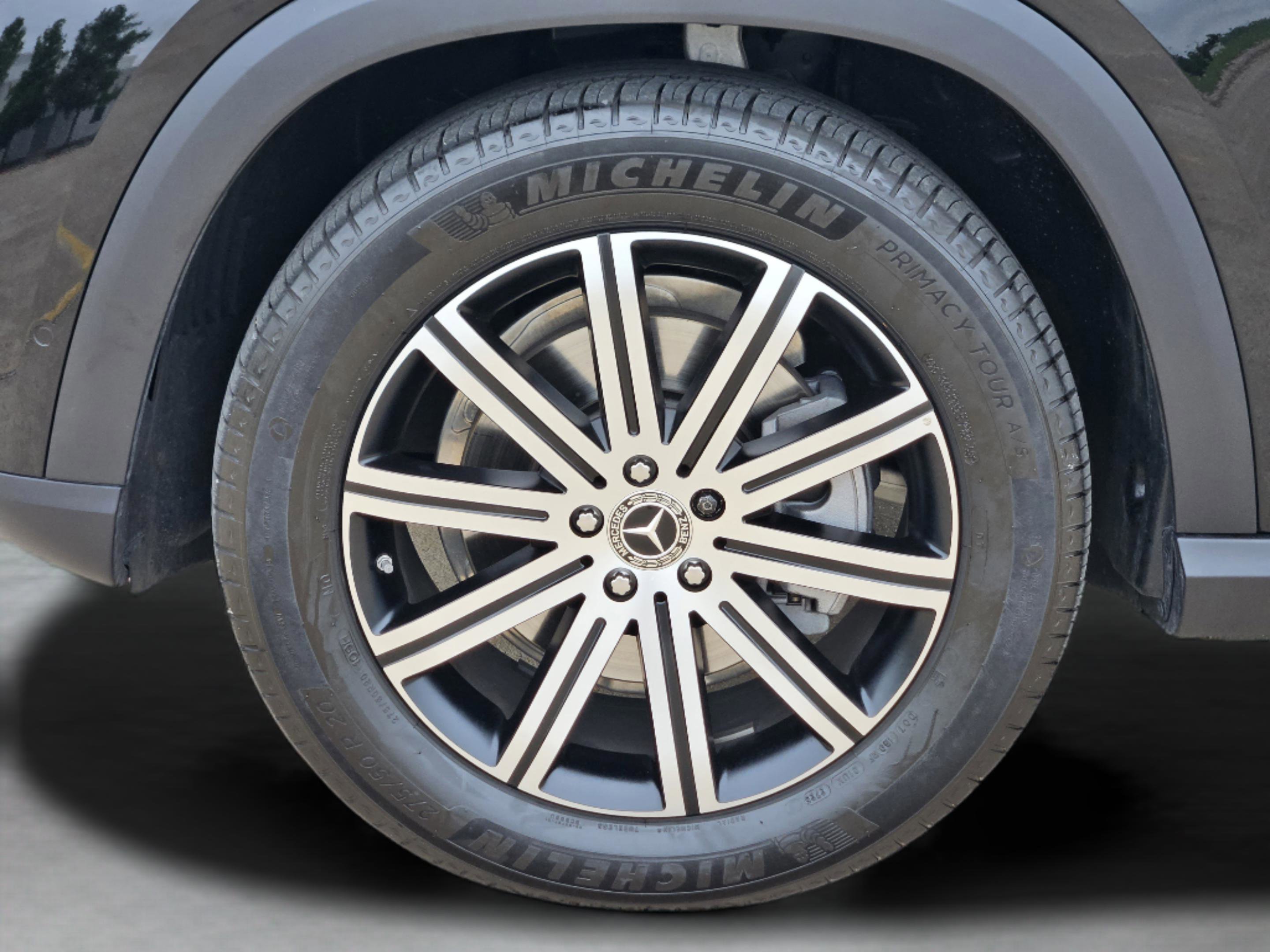Certified 2026 Mercedes-Benz GLE 350 4MATIC image 32