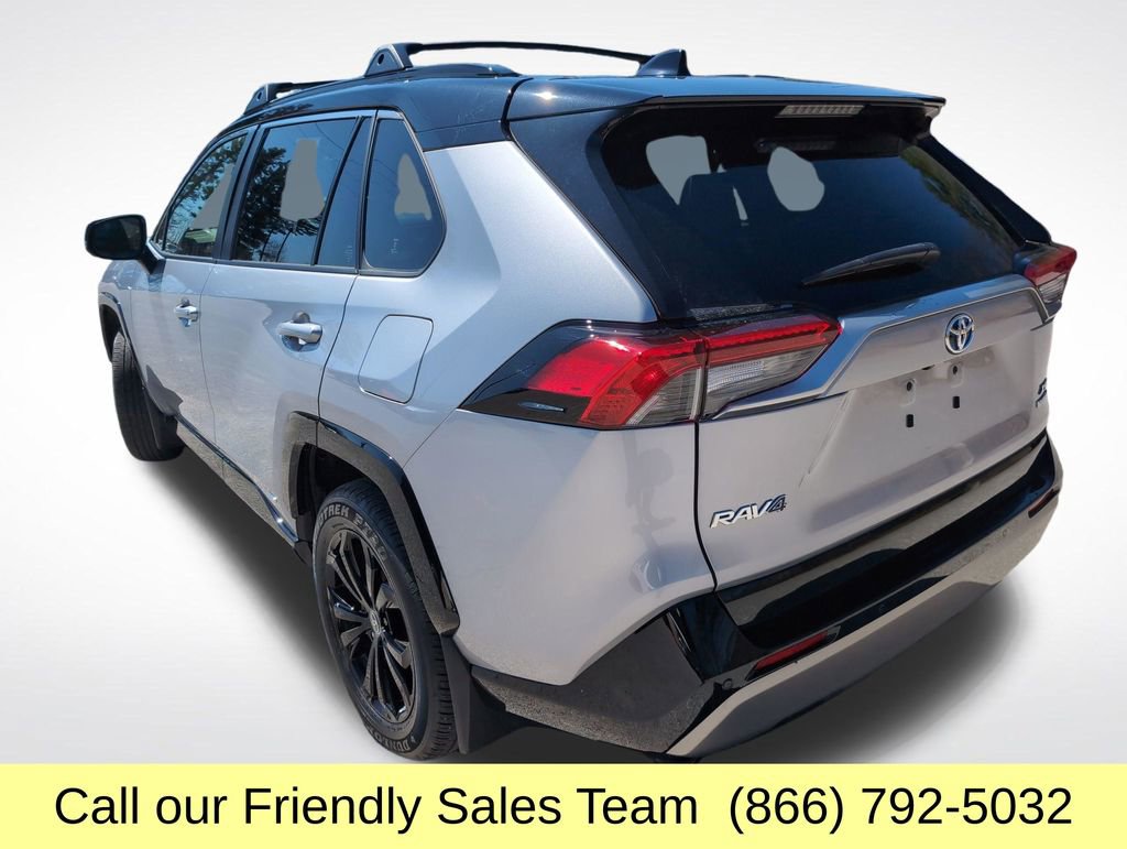 Used 2023 Toyota RAV4 XSE AWD/4WD image 3