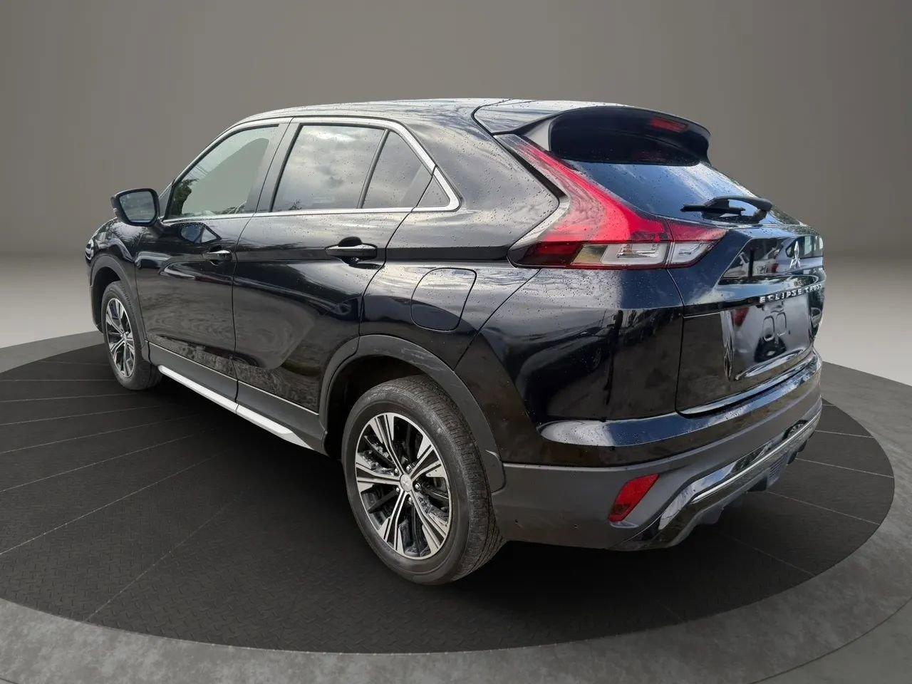 Used 2022 Mitsubishi Eclipse Cross AWD image 7