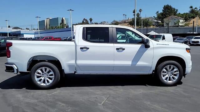 Used 2022 Chevrolet Silverado 1500 Custom RWD image 9