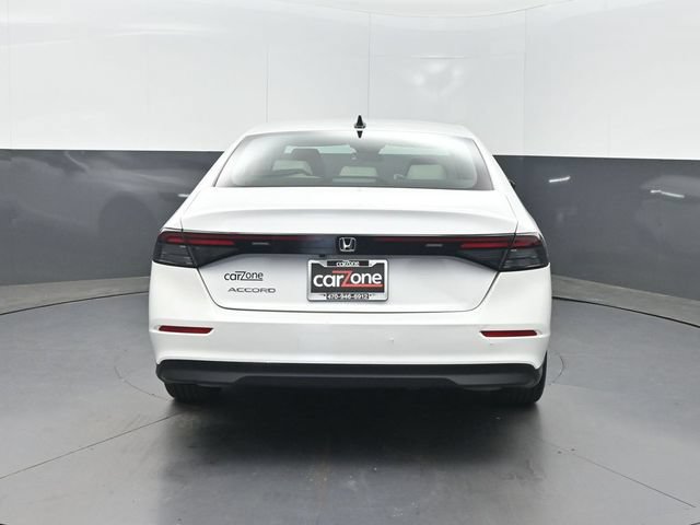 Used 2025 Honda Accord SE image 31