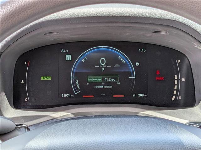 Used 2025 Toyota Camry LE w/ Convenience Package image 11