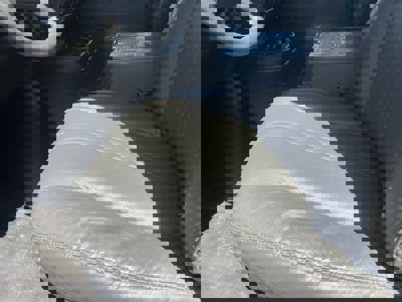 Used 2018 Chevrolet Express 2500 w/ Driver Convenience Package image 12