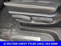Used 2023 Chevrolet Suburban Premier AWD/4WD image 13