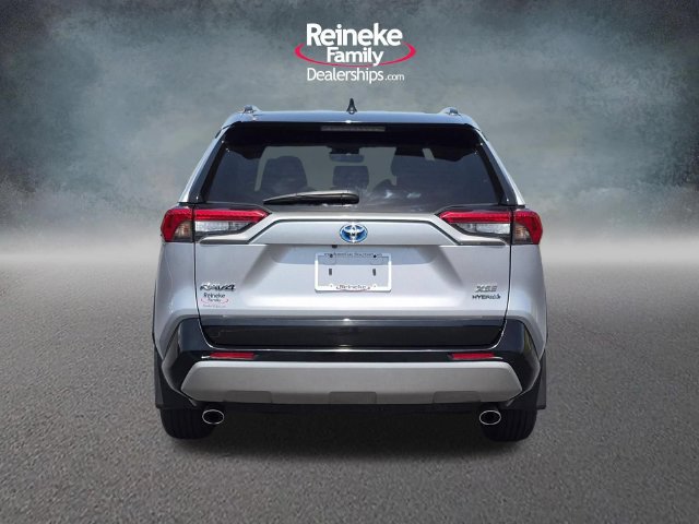 Used 2022 Toyota RAV4 XSE AWD/4WD image 6