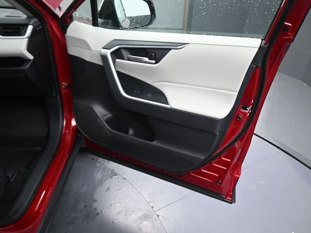 New 2025 Toyota RAV4 XLE w/ Convenience Package AWD/4WD image 11