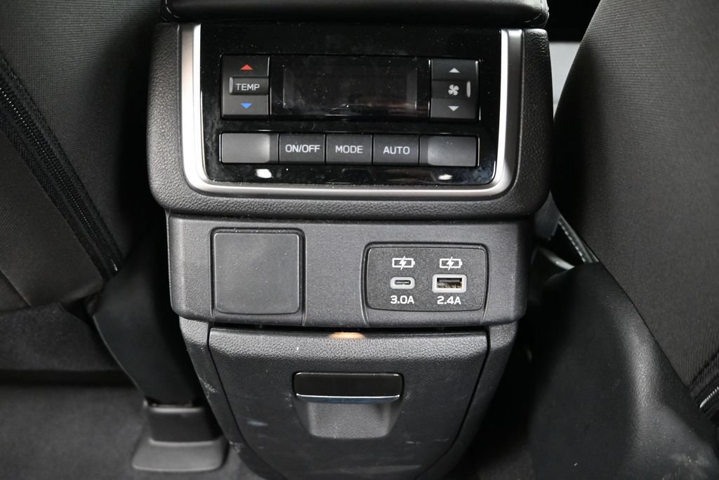 Certified 2025 Subaru Ascent Premium AWD/4WD image 17