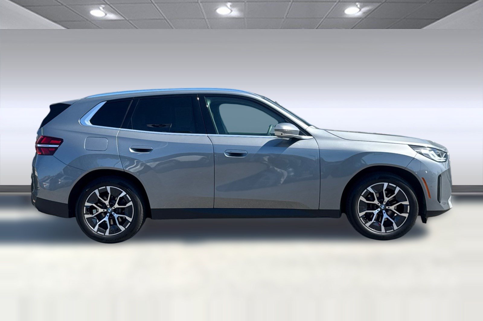 Used 2026 BMW X3 xDrive30i w/ Premium Package AWD/4WD image 8