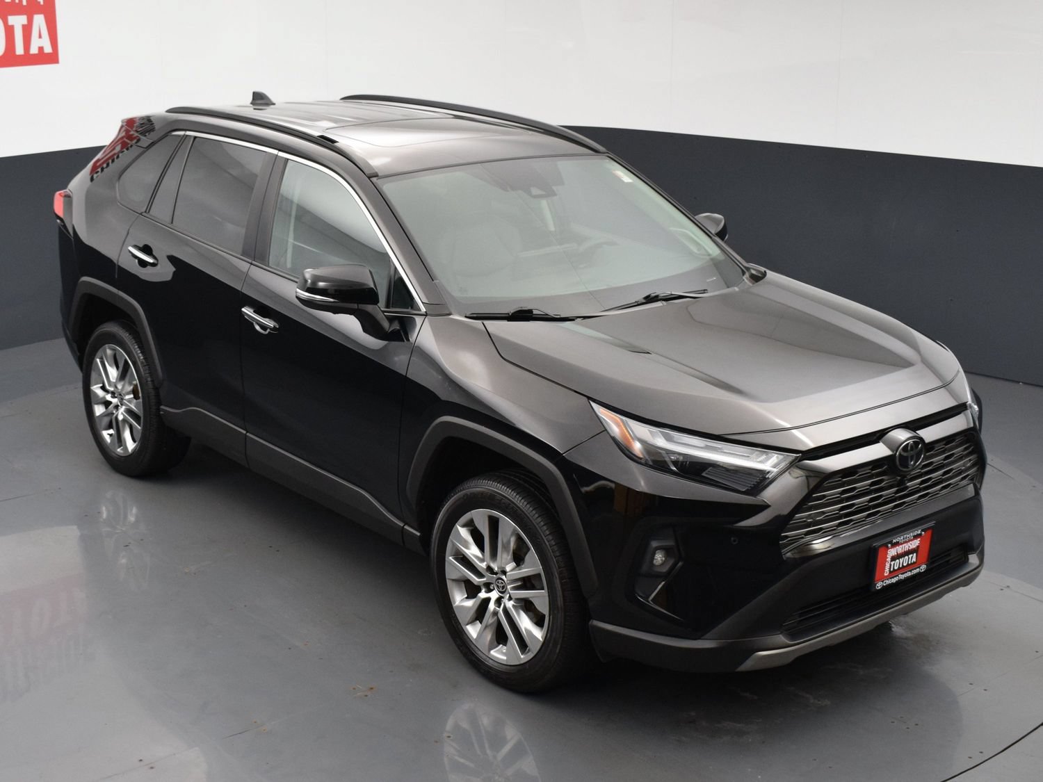 Used 2023 Toyota RAV4 Limited AWD/4WD image 31