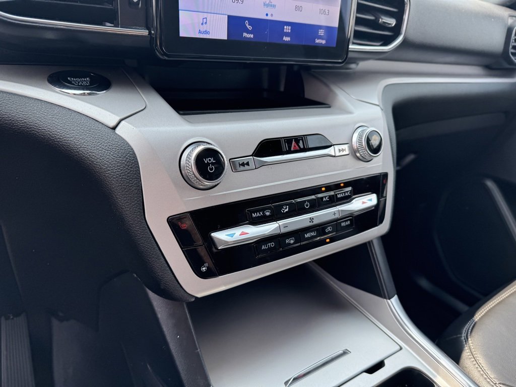 Used 2023 Ford Explorer XLT w/ Equipment Group 202A image 28