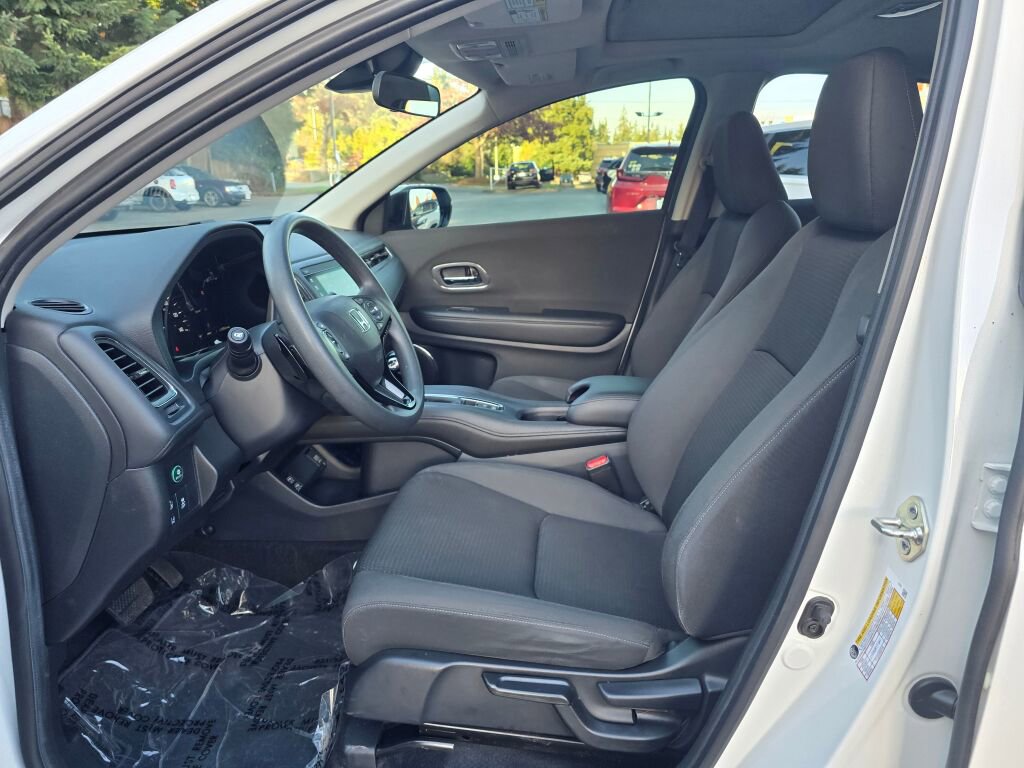 Used 2019 Honda HR-V EX image 3