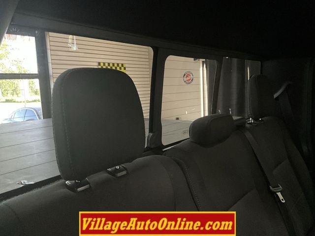 Used 2020 Ford F150 XLT w/ Equipment Group 302A Luxury AWD/4WD image 35