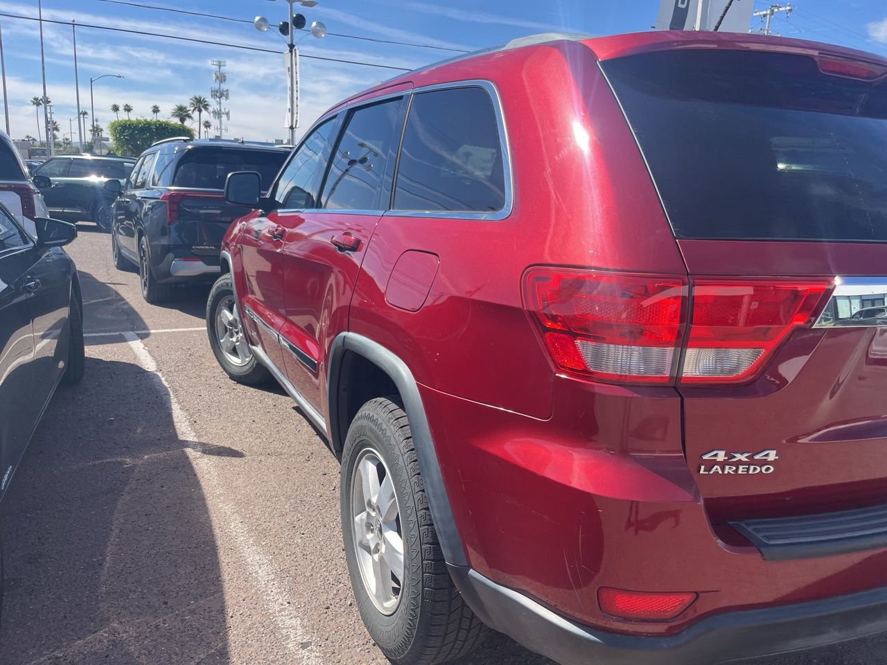 Used 2012 Jeep Grand Cherokee Laredo w/ Laredo E Group image 3