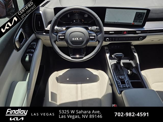 Certified 2025 Kia Sorento EX w/ Panoramic Sunroof Package AWD/4WD image 15